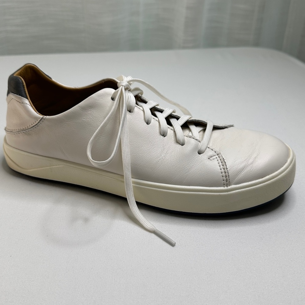 OluKai White Athletic Shoes - Men’s Size 8.0 - Picture 3 of 12